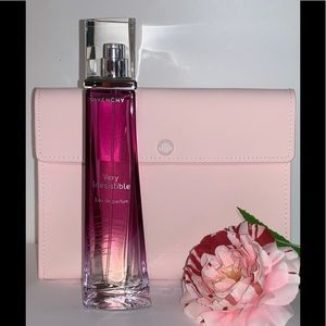 Givenchy Very Irresistible 2.5 New Unused